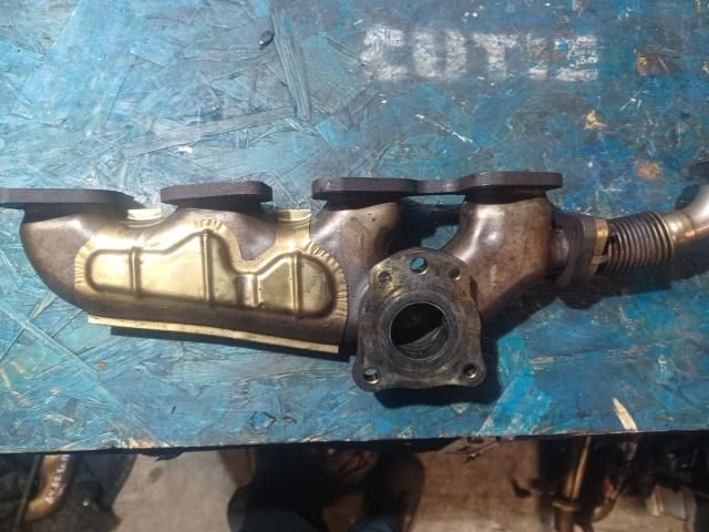 bontott MERCEDES-BENZ B-CLASS Kipufogó Közösítő