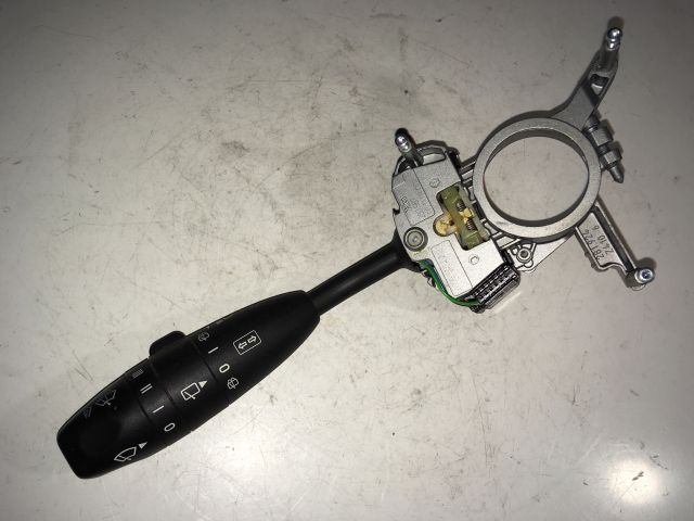 bontott MERCEDES-BENZ B-CLASS Komplett Kormánykapcsoló (Bajuszkapcsoló)