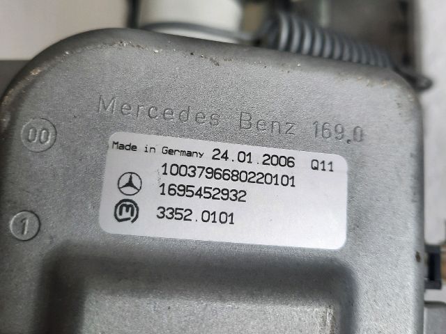 bontott MERCEDES-BENZ B-CLASS Kormányoszlop Kormányzárral