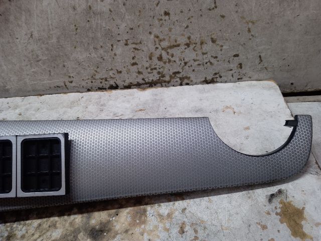 bontott MERCEDES-BENZ B-CLASS Középső Szellőző Keret