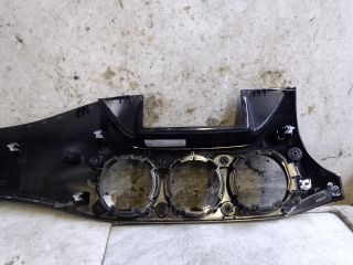 bontott MERCEDES-BENZ B-CLASS Középső Szellőző Keret