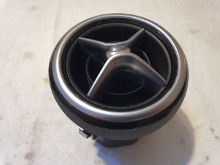 bontott MERCEDES-BENZ B-CLASS Középső Szellőző