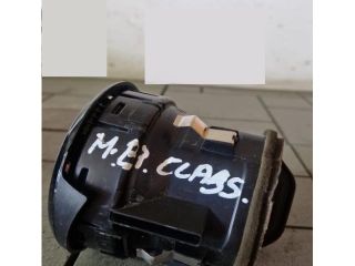 bontott MERCEDES-BENZ B-CLASS Középső Szellőző