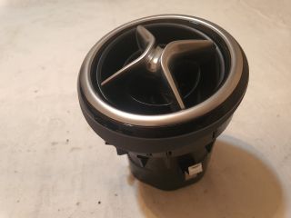 bontott MERCEDES-BENZ B-CLASS Középső Szellőző