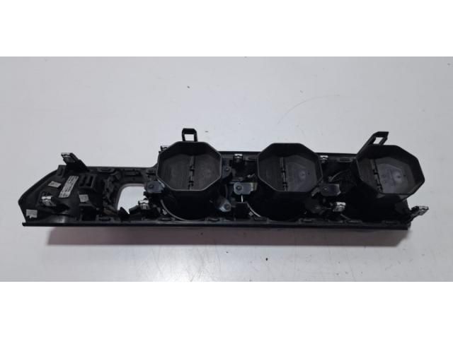 bontott MERCEDES-BENZ B-CLASS Középső Szellőző