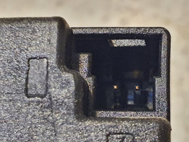 bontott MERCEDES-BENZ B-CLASS Kulcs Nélküli Nyitás Jeladó