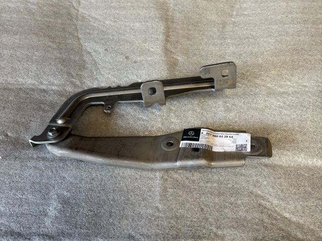 bontott MERCEDES-BENZ B-CLASS Motorháztető Jobb Zsanér