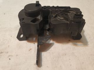 bontott MERCEDES-BENZ B-CLASS Motorháztető Zárszerkezet