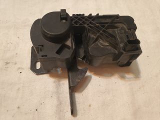 bontott MERCEDES-BENZ B-CLASS Motorháztető Zárszerkezet