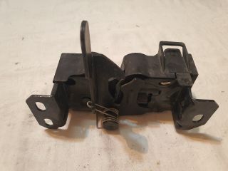 bontott MERCEDES-BENZ B-CLASS Motorháztető Zárszerkezet