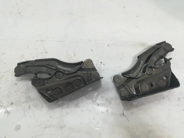 bontott MERCEDES-BENZ B-CLASS Motorháztető Zsanér Pár