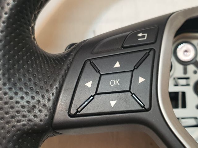 bontott MERCEDES-BENZ B-CLASS Multikormány