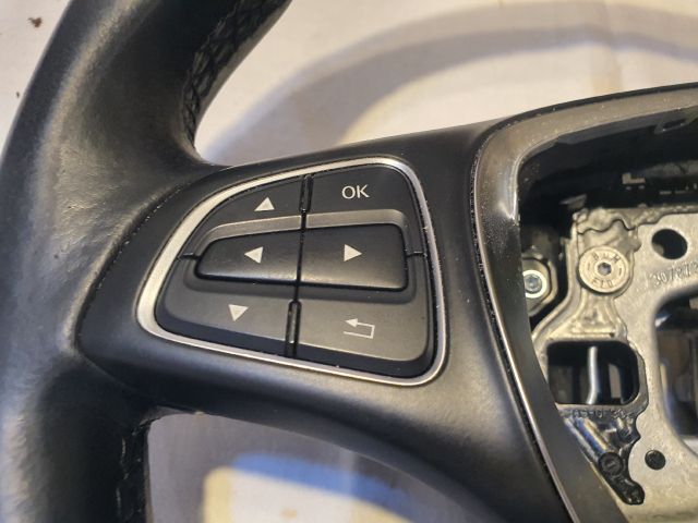 bontott MERCEDES-BENZ B-CLASS Multikormány