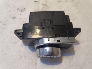 bontott MERCEDES-BENZ B-CLASS Multimédia Vezérlő