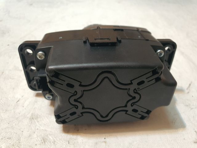 bontott MERCEDES-BENZ B-CLASS Multimédia Vezérlő