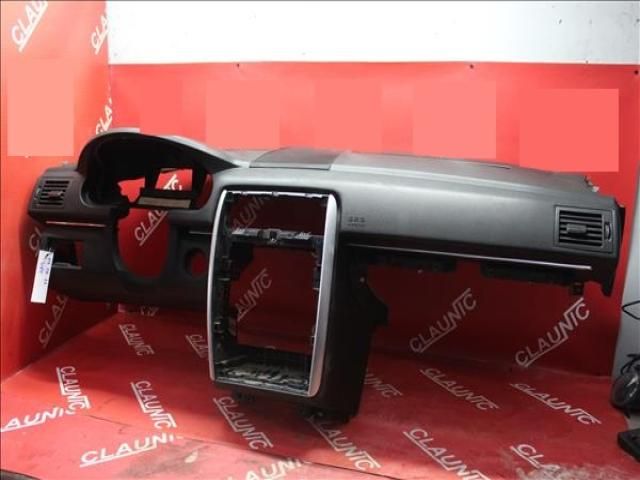 bontott MERCEDES-BENZ B-CLASS Műszerfal Héj