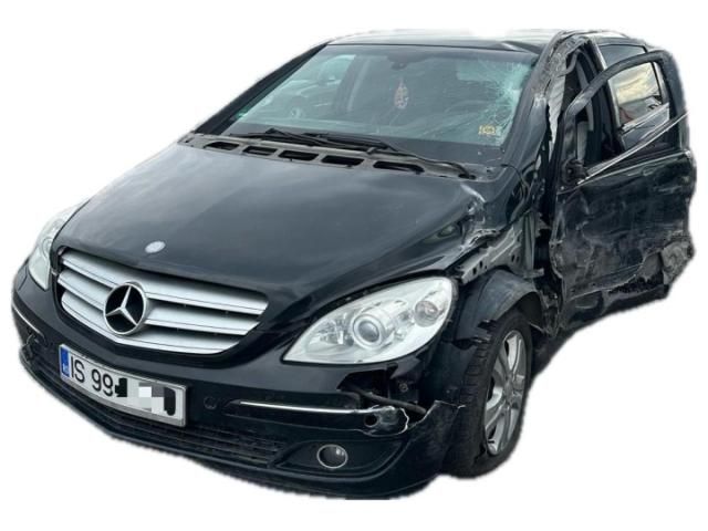 bontott MERCEDES-BENZ B-CLASS Navigációs Fejegység