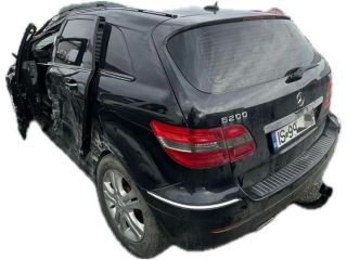 bontott MERCEDES-BENZ B-CLASS Navigációs Fejegység