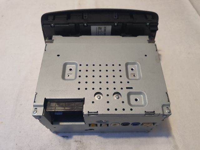 bontott MERCEDES-BENZ B-CLASS Navigációs Fejegység