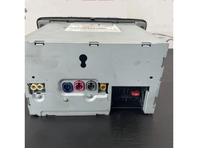 bontott MERCEDES-BENZ B-CLASS Rádió / CD