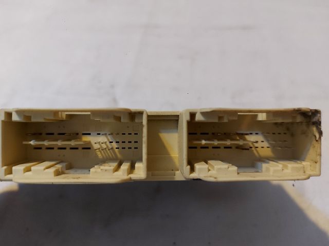 bontott MERCEDES-BENZ B-CLASS Ülés Elektronika