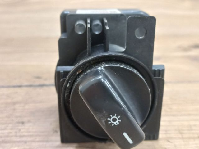 bontott MERCEDES-BENZ B-CLASS Világítás Kapcsoló