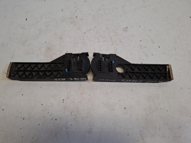 bontott MERCEDES-BENZ B-CLASS Vízhűtő Radiátor Tartó