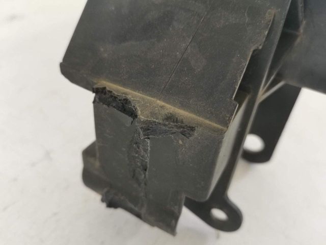 bontott MERCEDES-BENZ B-CLASS Vízhűtő Radiátor Tartó