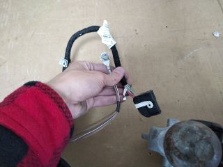 bontott MERCEDES-BENZ B-CLASS Vonóhorog