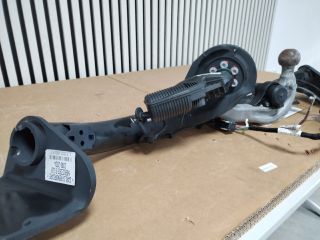 bontott MERCEDES-BENZ B-CLASS Vonóhorog