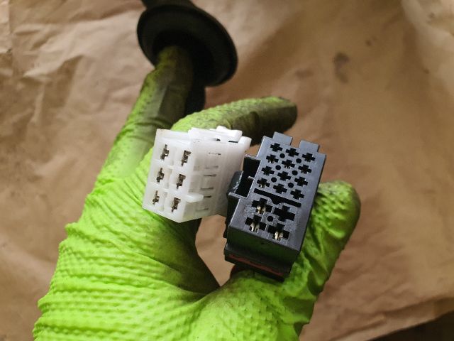 bontott MERCEDES-BENZ B-CLASS Vonóhorog