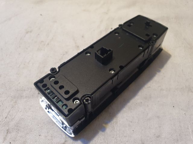 bontott MERCEDES-BENZ C-CLASS Ablakemelő és Tükör Kapcsoló