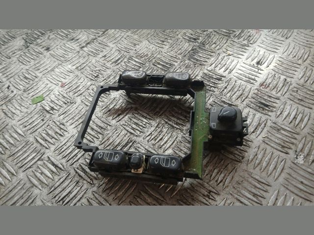 bontott MERCEDES-BENZ C-CLASS Ablakemelő Kapcsoló Négyes / Kettes