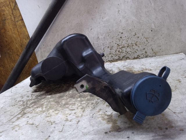 bontott MERCEDES-BENZ C-CLASS Ablakmosó Tartály