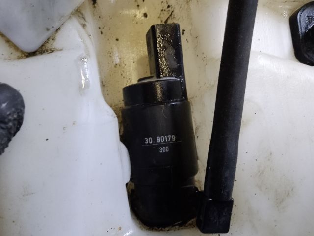 bontott MERCEDES-BENZ C-CLASS Ablakmosó Tartály