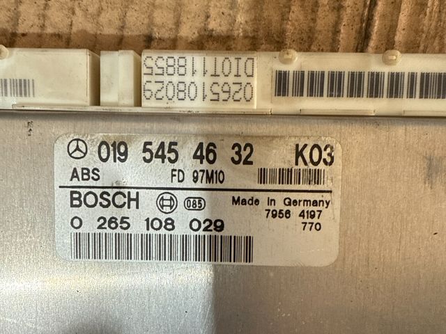 bontott MERCEDES-BENZ C-CLASS ABS Elektronika