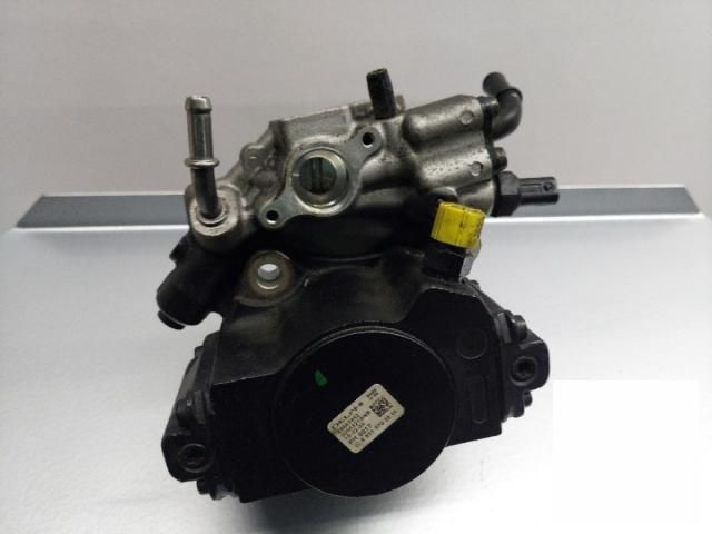 bontott MERCEDES-BENZ C-CLASS Adagoló