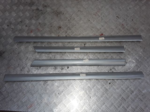 bontott MERCEDES-BENZ C-CLASS Ajtó Díszléc Szett