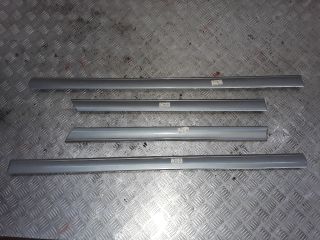 bontott MERCEDES-BENZ C-CLASS Ajtó Díszléc Szett