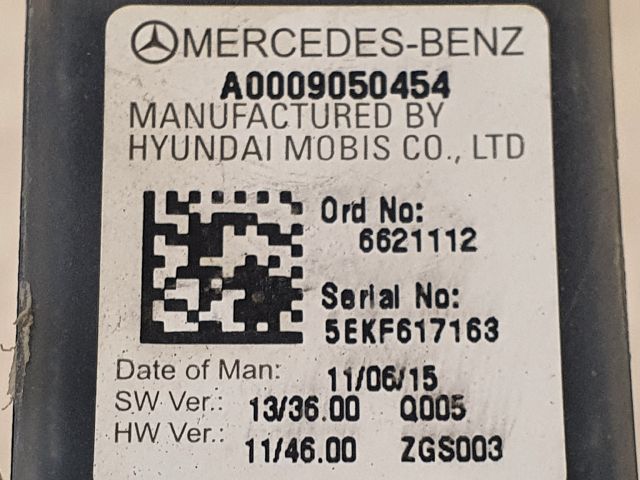 bontott MERCEDES-BENZ C-CLASS Akkumulátor Saru Elektronikával