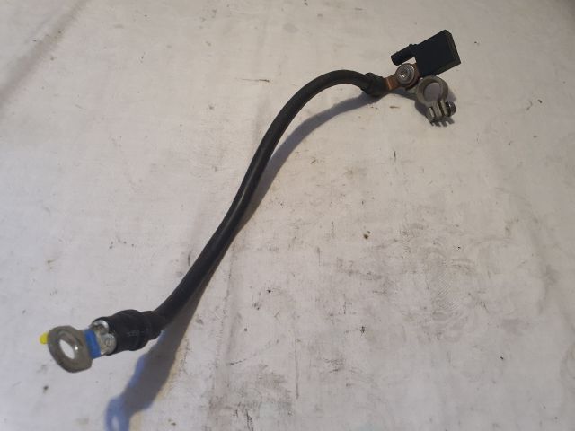 bontott MERCEDES-BENZ C-CLASS Akkumulátor Saru Elektronikával