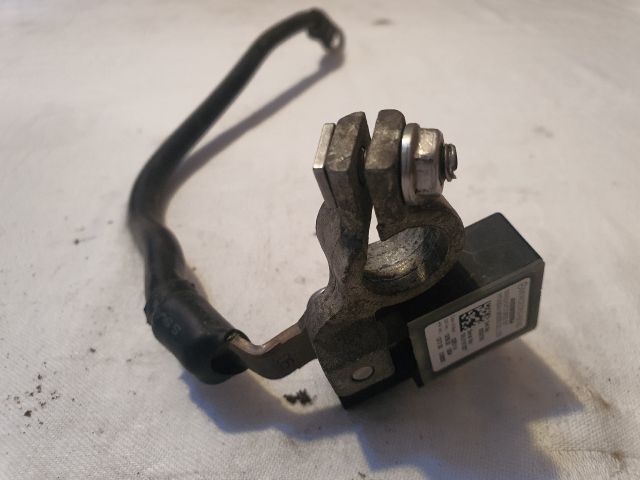 bontott MERCEDES-BENZ C-CLASS Akkumulátor Saru Elektronikával