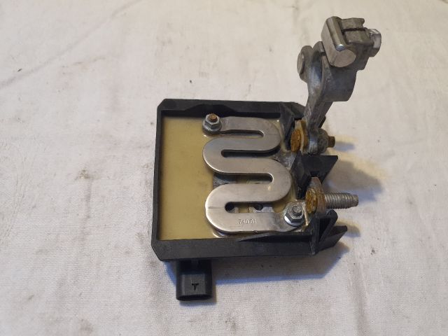 bontott MERCEDES-BENZ C-CLASS Akkumulátor Saru Elektronikával