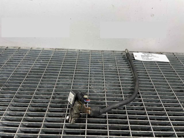 bontott MERCEDES-BENZ C-CLASS Akkumulátor Saru