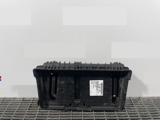 bontott MERCEDES-BENZ C-CLASS Akkumulátor Tartó