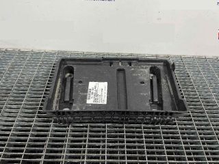 bontott MERCEDES-BENZ C-CLASS Akkumulátor Tartó