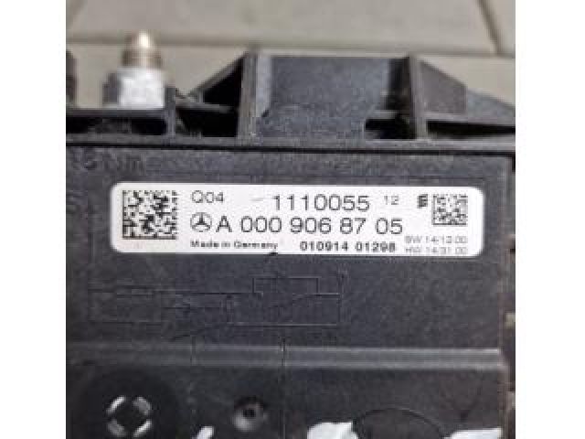 bontott MERCEDES-BENZ C-CLASS Akkumulátor Vezérlő Panel