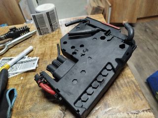 bontott MERCEDES-BENZ C-CLASS Akkumulátor Vezérlő Panel