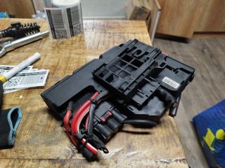 bontott MERCEDES-BENZ C-CLASS Akkumulátor Vezérlő Panel