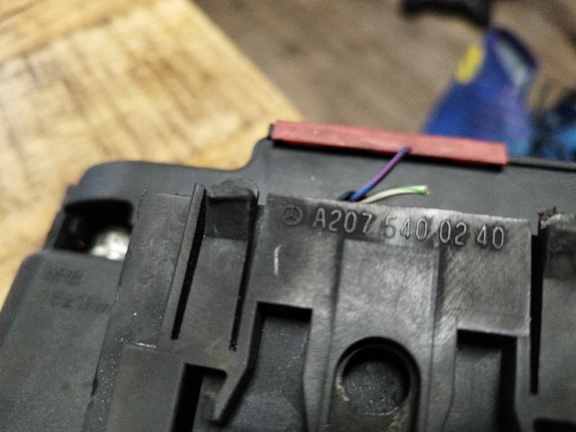 bontott MERCEDES-BENZ C-CLASS Akkumulátor Vezérlő Panel